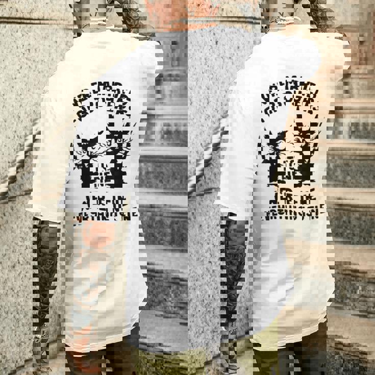 結婚30周年記念日 結婚30年 立派な猫 面白い メンズTシャツ バックプリント 彼への贈り物