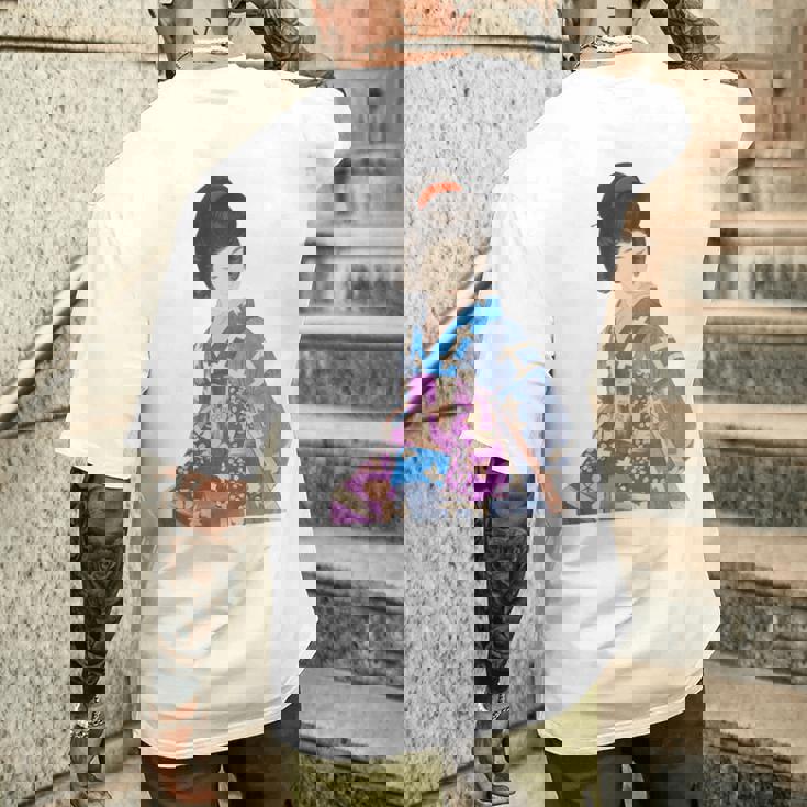 青い着物を着た美しい芸者 日本画 鳥居 言人 帯 美人画 新版画 日本画 長袖tシャツ メンズTシャツ バックプリント 彼への贈り物