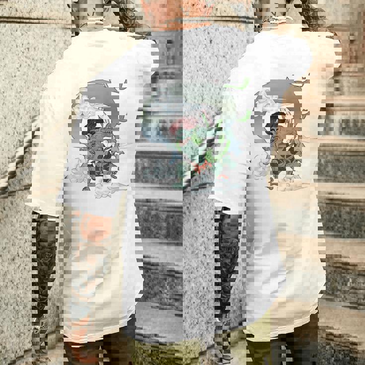 風神 日本の神 神話 守り神 メンズTシャツ バックプリント 彼への贈り物