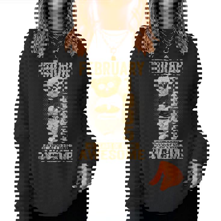 1985年2月40歳の誕生日男性と女性のための素晴らしいテディベア。 レディーススウェットシャツ