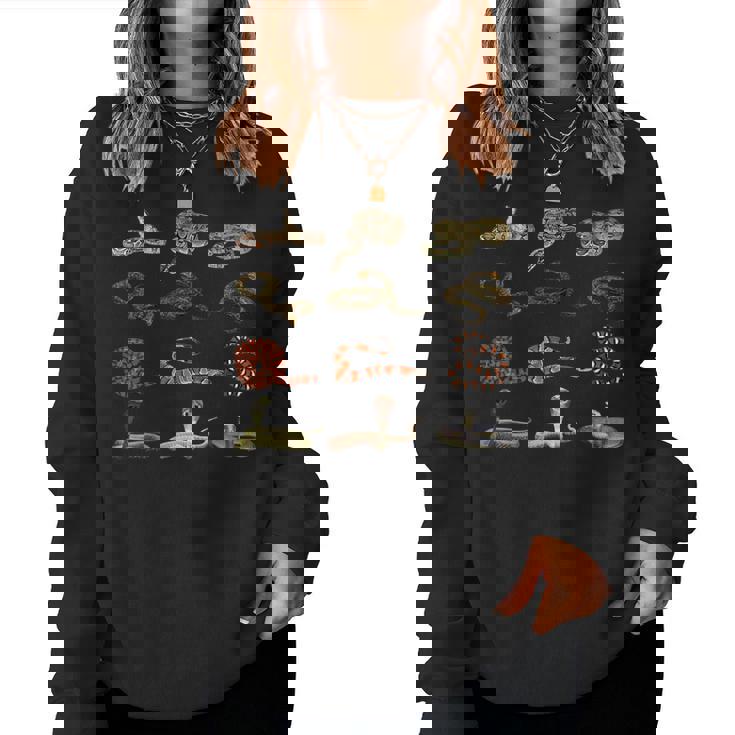 様々な種類の蛇 男の子 女の子 教育用ヘビ レディーススウェットシャツ