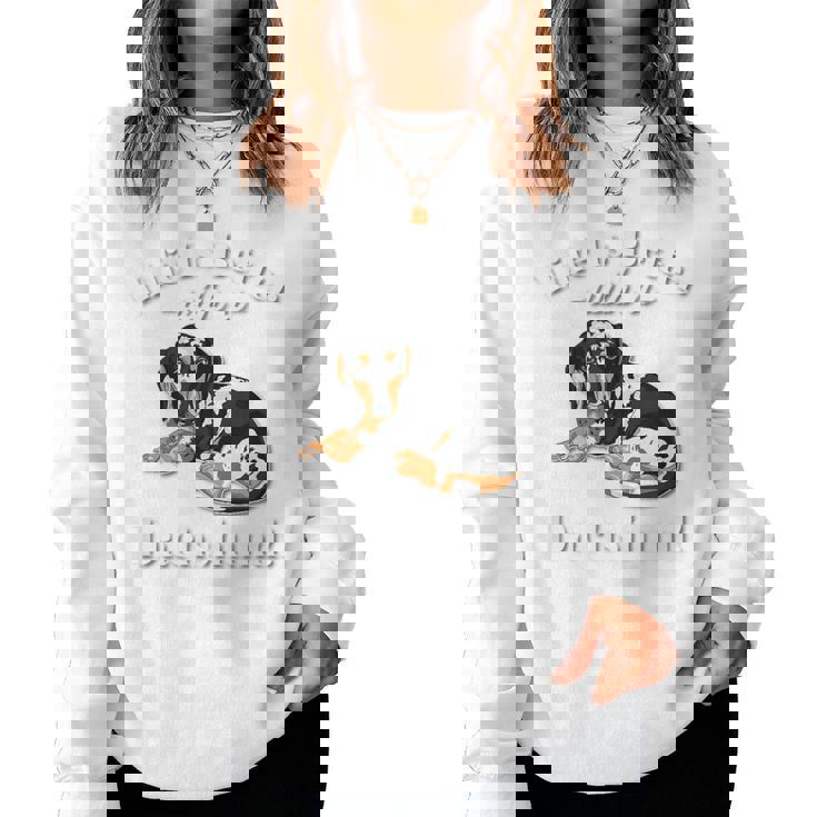 & Life Is Better Dapple Dachshund Lover レディーススウェットシャツ