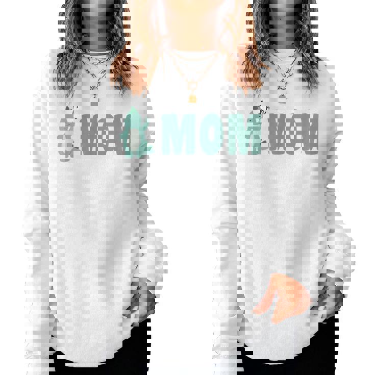 恐竜 かわいい 恐竜好き 家族 お揃い 親子ペア 親子コーデ 家族写真 お母さん 母 はは ママ I'm Mom レディーススウェットシャツ