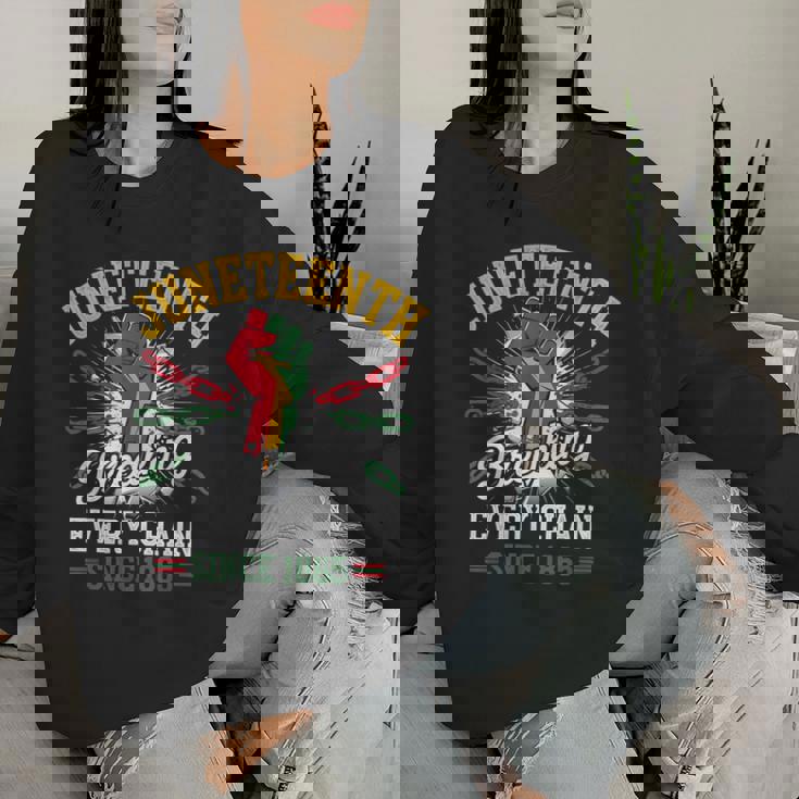 1865年以来、すべてのチェーンを破る 女性 男性 Junenth Freedom レディーススウェットシャツ 彼女への贈り物