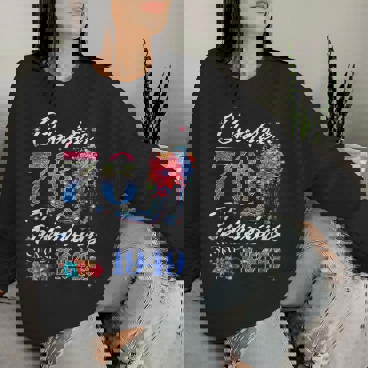 Chapter 76 Fabulousince 1949 76Th Birthday Queen Diamond レディーススウェットシャツ 彼女への贈り物