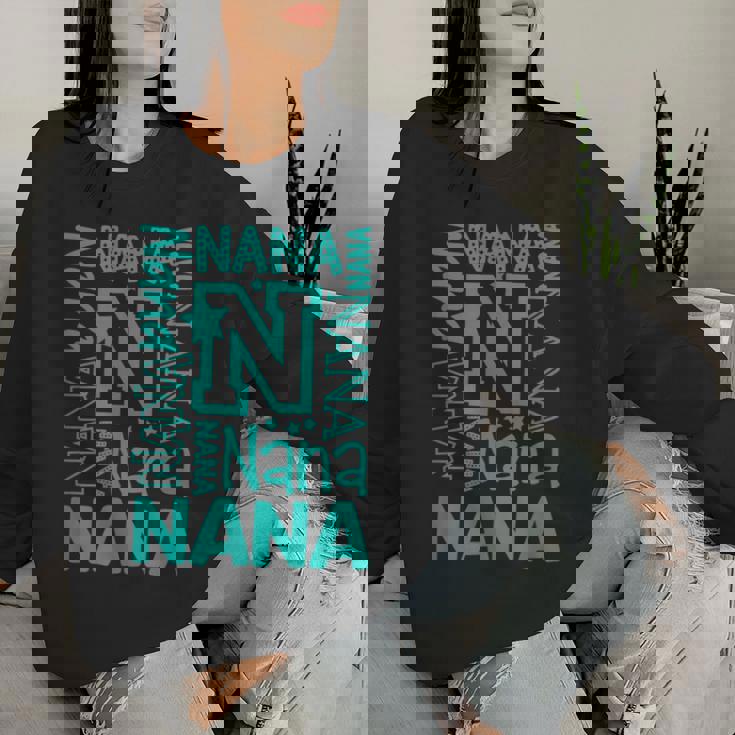 Cheery Nana Grandma レタープリント レディーススウェットシャツ 彼女への贈り物