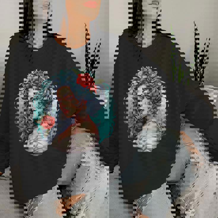 Chicano Girl メキシコ系アメリカ人 シカーノ ヒスパニック ラティーナ レディーススウェットシャツ 彼女への贈り物