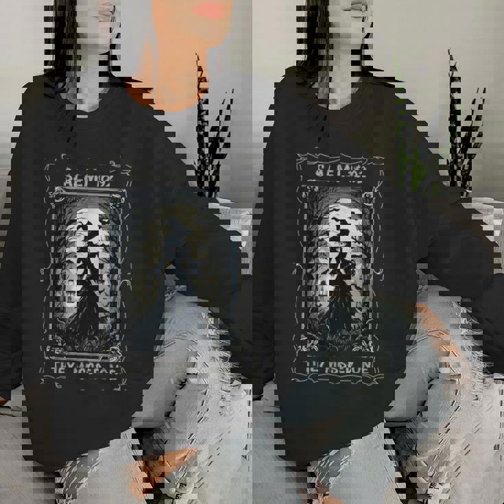 Salem 1692 They Missed One Witch Tarot Card ハロウィンtシャツ レディーススウェットシャツ 彼女への贈り物