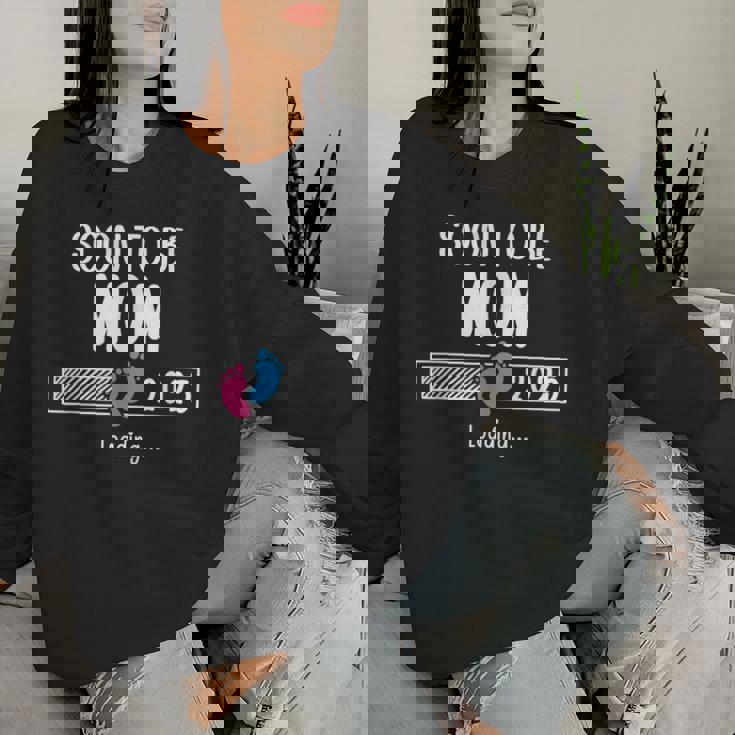 Soon To Be Mom 2025 Loading Promoted To Mommy First Time Mom レディーススウェットシャツ 彼女への贈り物