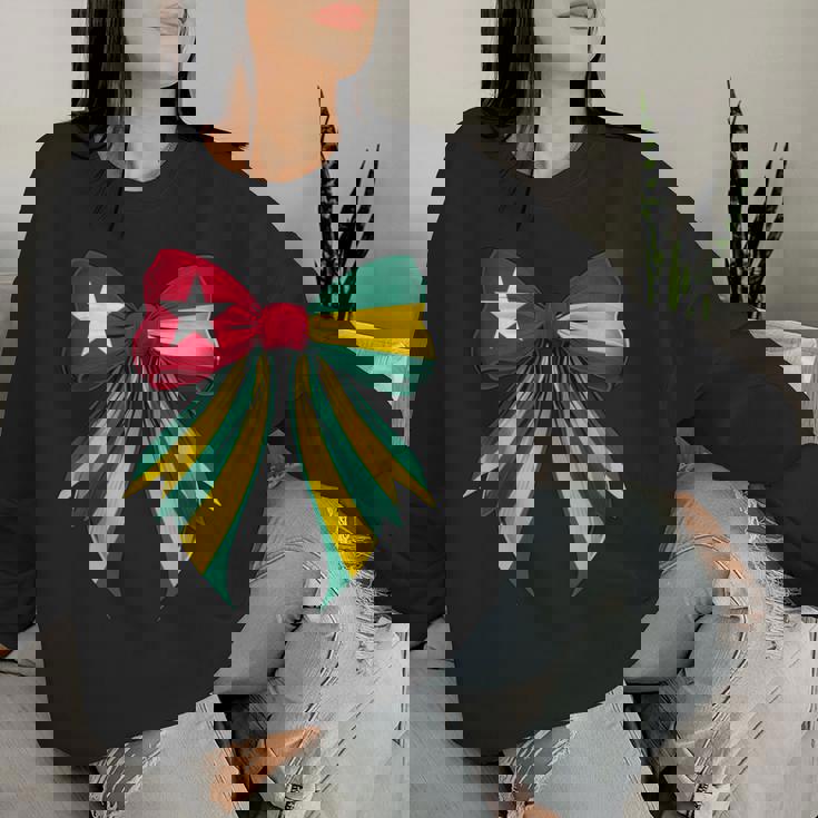 トーゴ トーゴ語 プライド コケット リボン 旗 女の子 ママ レディーススウェットシャツ 彼女への贈り物