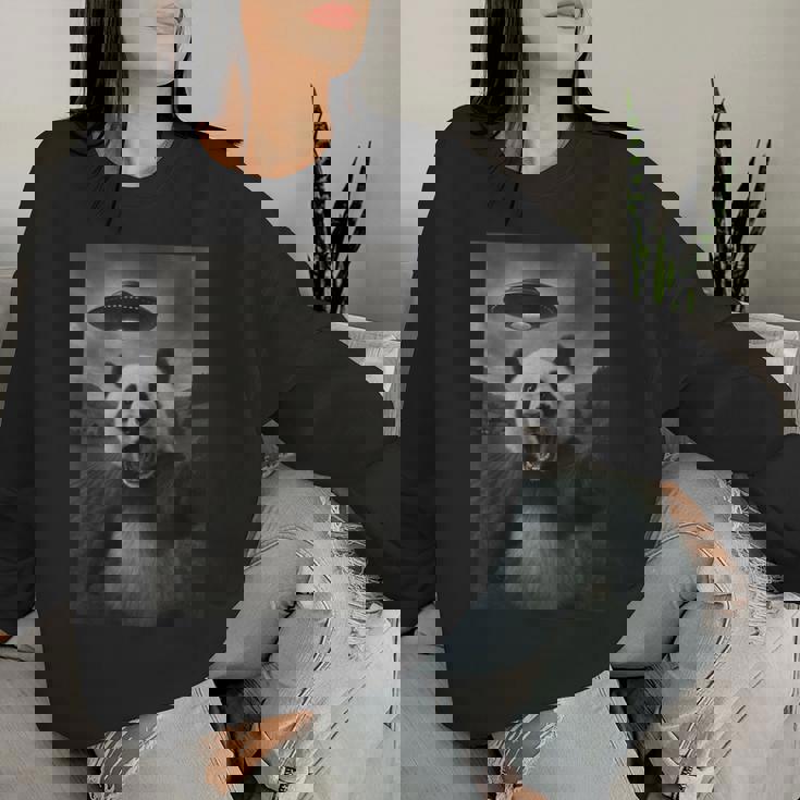 パンダ セルフィー エイリアン Ufo 面白い 男の子 男性 女性 キッズ レディーススウェットシャツ 彼女への贈り物