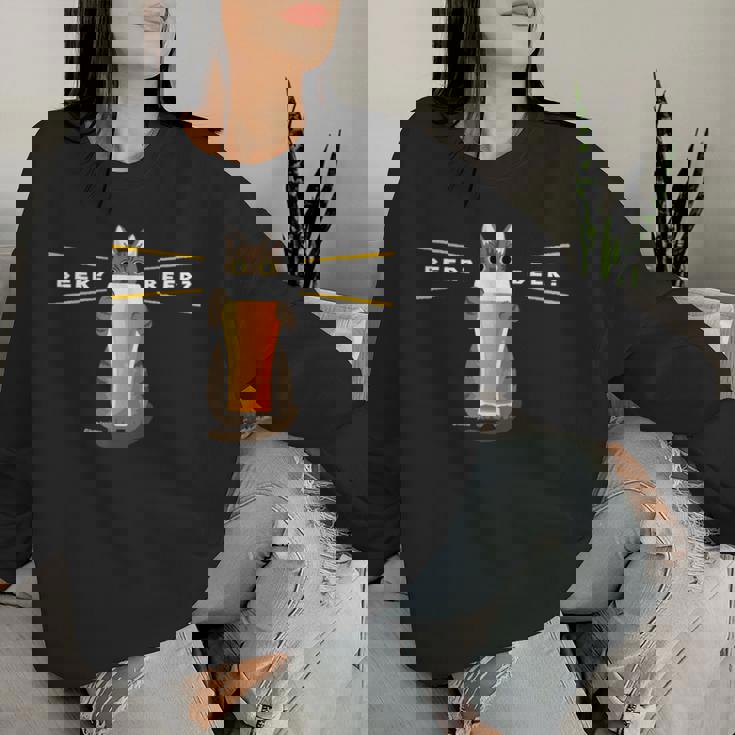 ビールをすすめるねこ 猫 ビール Cat Beer レディーススウェットシャツ 彼女への贈り物