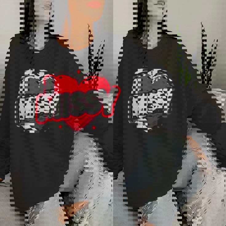 名前入り Missy I Love Missy レディーススウェットシャツ 彼女への贈り物
