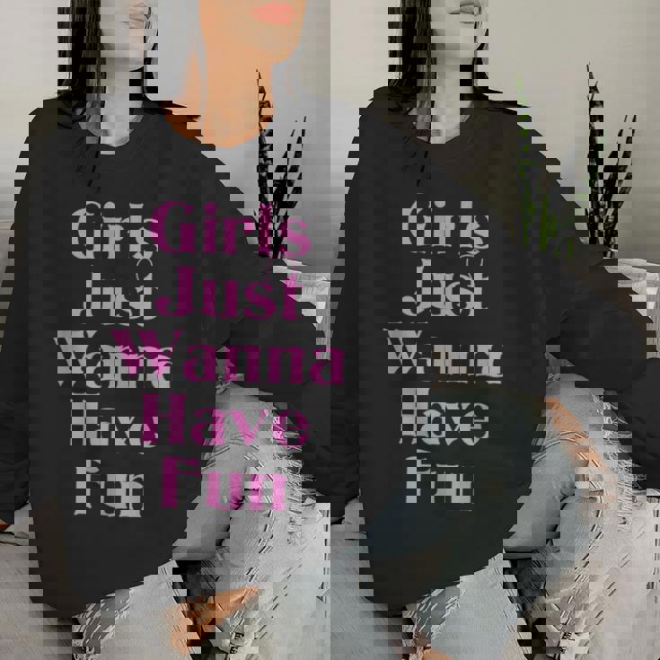 女の子はただ楽しみたいだけ レディーススウェットシャツ 彼女への贈り物