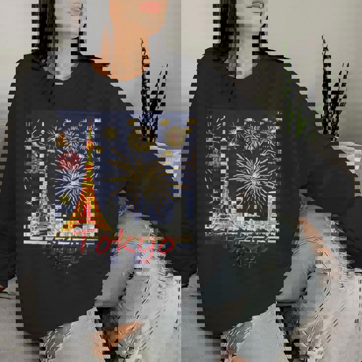 東京 東京タワーと花火大会 日本 漢字 By Kana Kanjin レディーススウェットシャツ 彼女への贈り物