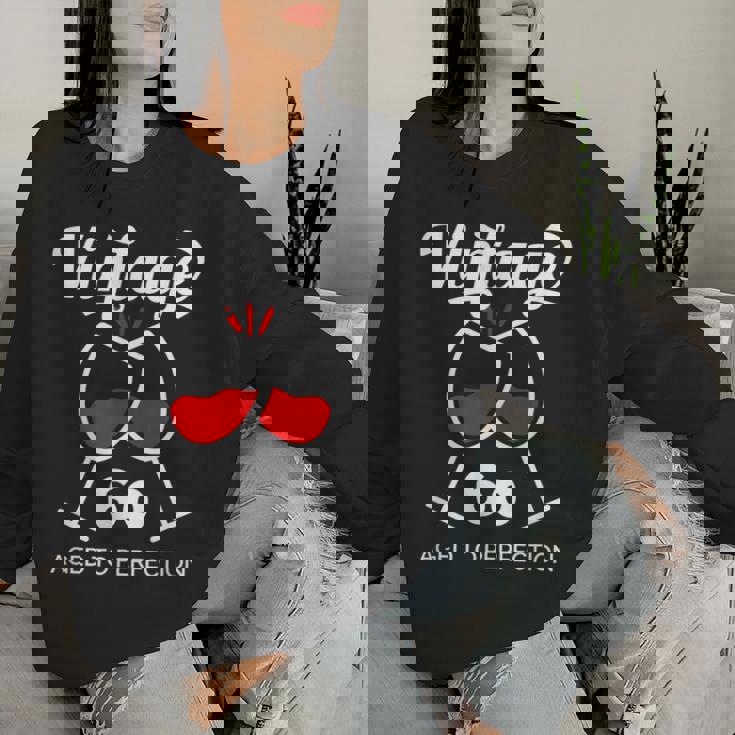 還暦祝い ワイン好き 酒好き 父 母 男性 女性 60歳お祝いintage Aged To Perfection レディーススウェットシャツ 彼女への贈り物