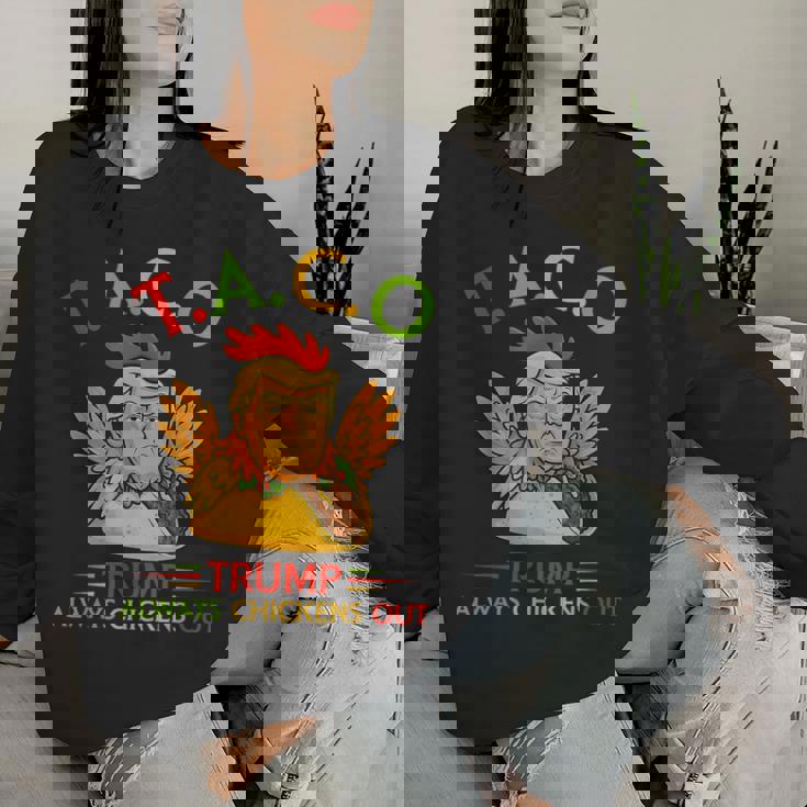 面白い トランプ タコス トランプ Always Chickens Out レディーススウェットシャツ 彼女への贈り物