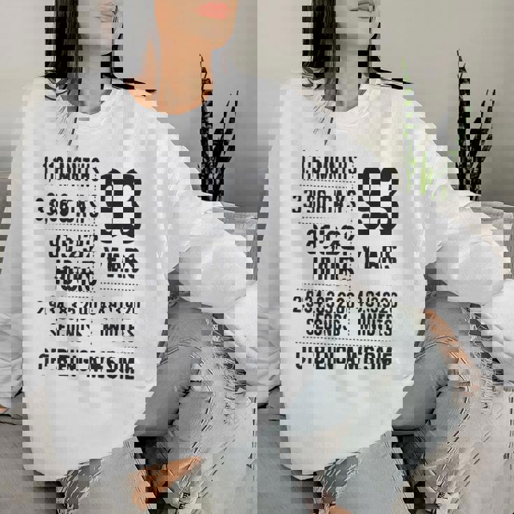 93歳の誕生日 男性 女性 面白い 93歳 レディーススウェットシャツ 彼女への贈り物