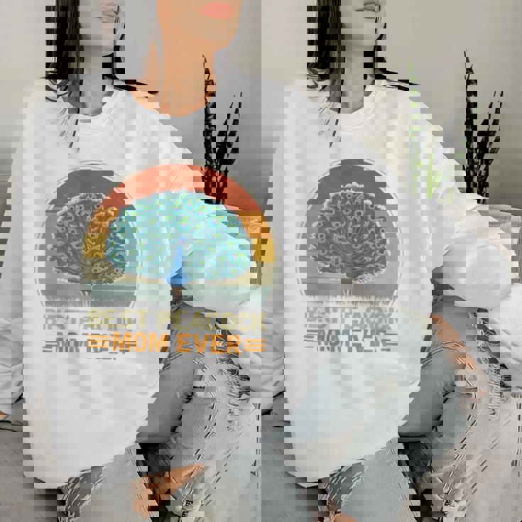 Best Peacock Mom Ever Retro Vintage Peacock Lover Mommy Women Sweatshirt Gifts for Her