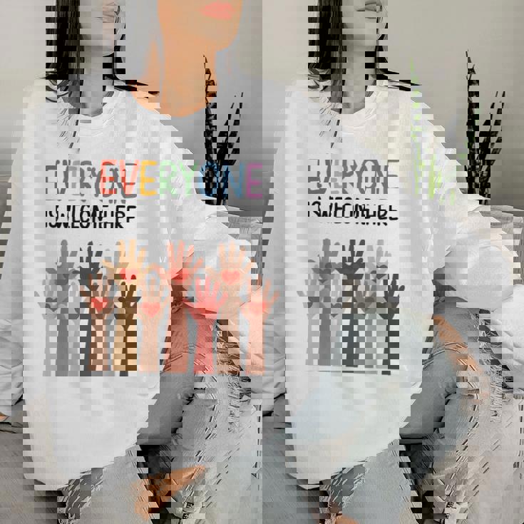 Everyone Is Welcome Here アイダホ 教師 男性 女性 キッズ レディーススウェットシャツ 彼女への贈り物