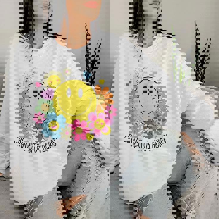 Grow Positive Thoughts イエロー スマイルフェイス 花 キッズ 女の子 レディーススウェットシャツ 彼女への贈り物