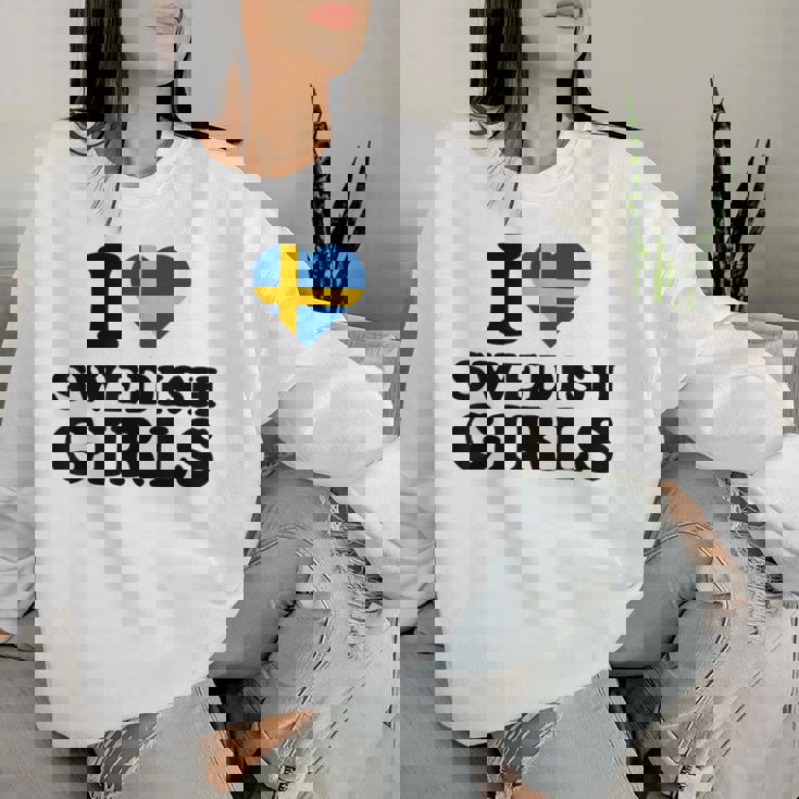 I Lovewedish Girls レディーススウェットシャツ 彼女への贈り物