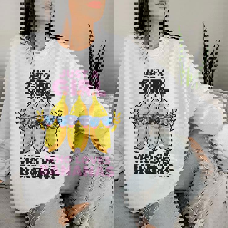 バナナ好きな女の子だけフルーツファニーイエローバナナ好き レディーススウェットシャツ 彼女への贈り物