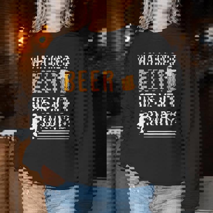 Workout Gym Meme For Beer Loversquats Joke レディーススウェットシャツ 面白い贈り物