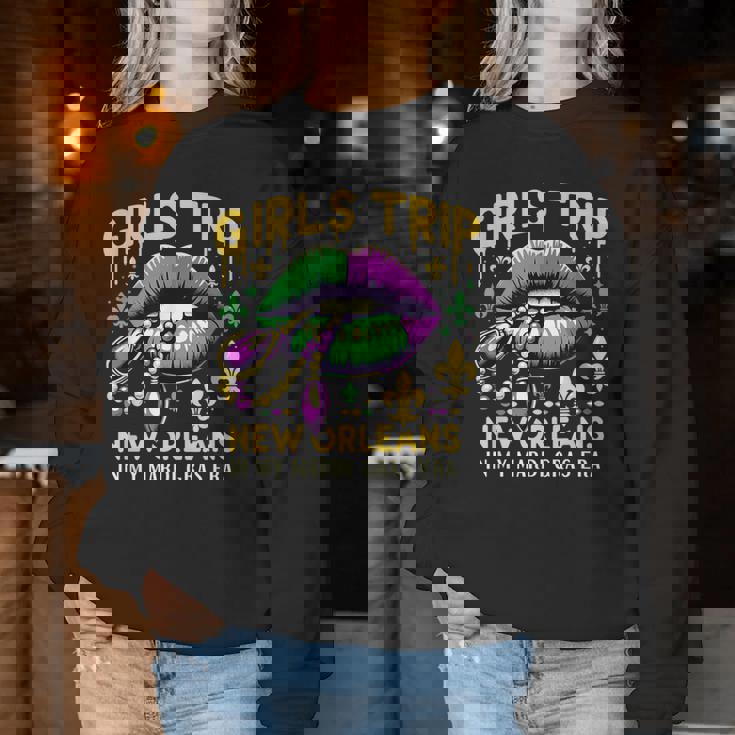 Girls Trip New Orleans In My Mardi Gras Era リップ 楽しいノベルティ レディーススウェットシャツ 面白い贈り物