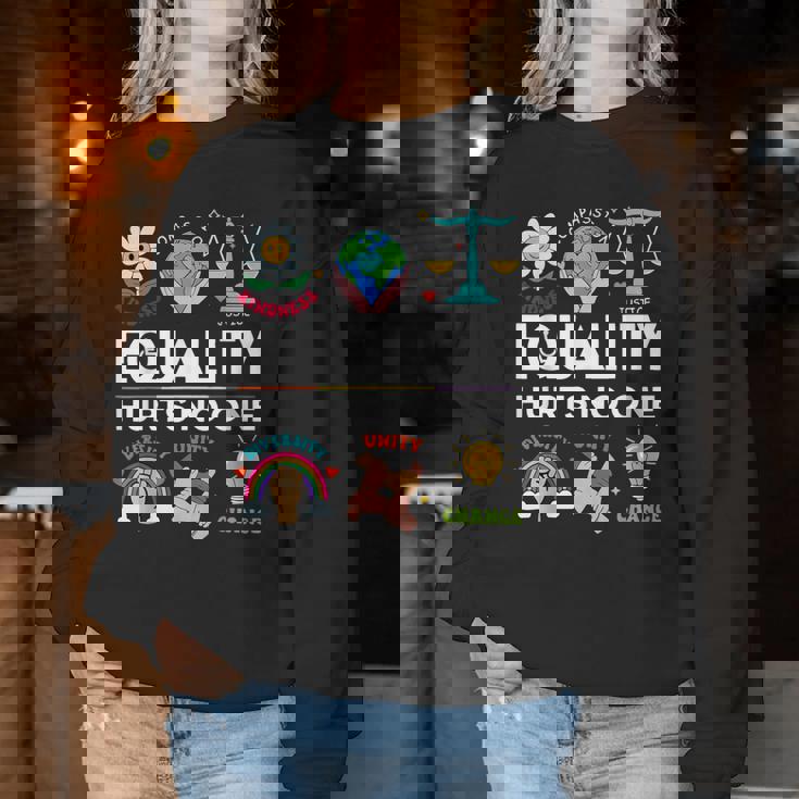 Lgbt 平等は誰もプライドを痛めない 人権 男性 女性 キッズ レディーススウェットシャツ 面白い贈り物