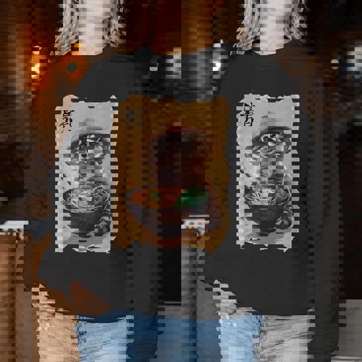 アライグマ 男性 女性 かわいい 食べる ラーメン 和 タヌキ レディーススウェットシャツ 面白い贈り物