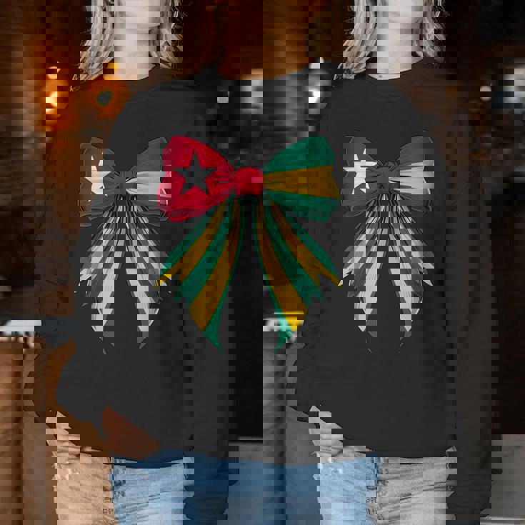 トーゴ トーゴ語 プライド コケット リボン 旗 女の子 ママ レディーススウェットシャツ 面白い贈り物