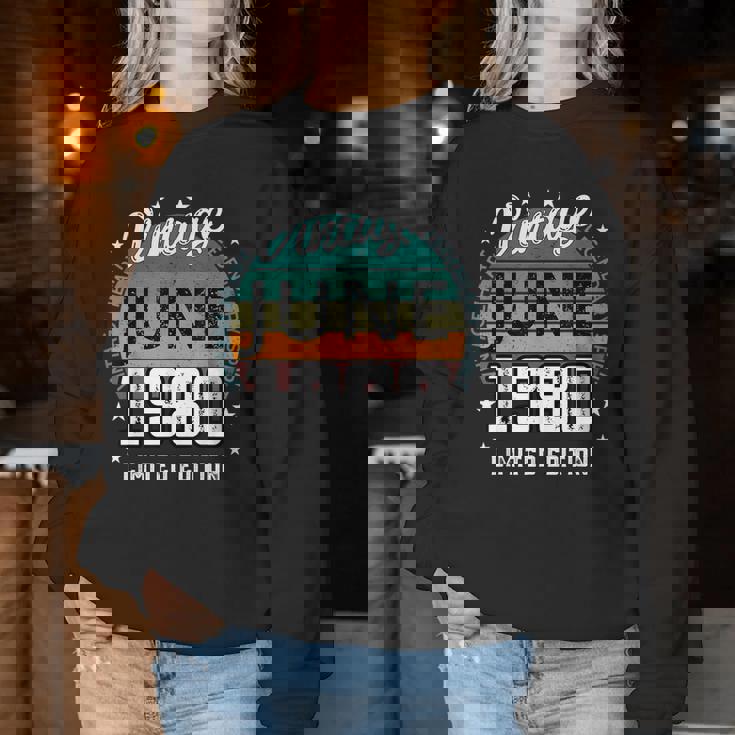 レトロ 45歳 ヴィンテージ 1980年6月 45歳の誕生日 男性 女性 レディーススウェットシャツ 面白い贈り物
