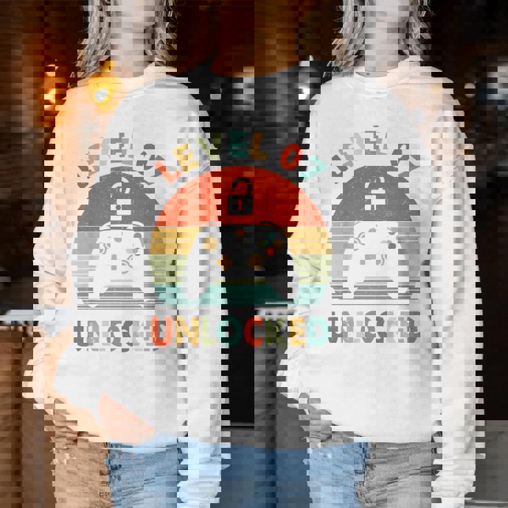 キッズ Level 7 Unlocked 7Th Birthday Gamer For Boys & Girl レディーススウェットシャツ 面白い贈り物