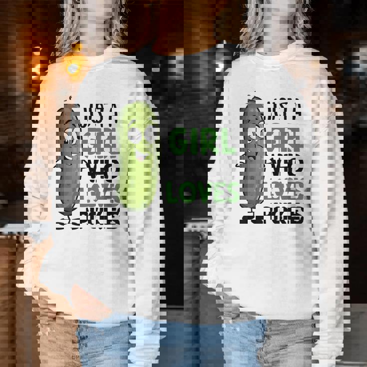 ピクルスが大好きな女の子だけ おかしなきゅうり レディーススウェットシャツ 面白い贈り物