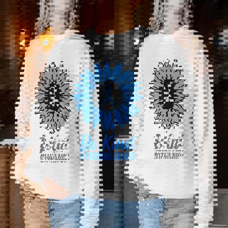 児童虐待防止 2025 Be Kind メンズ レディース キッズ レディーススウェットシャツ 面白い贈り物