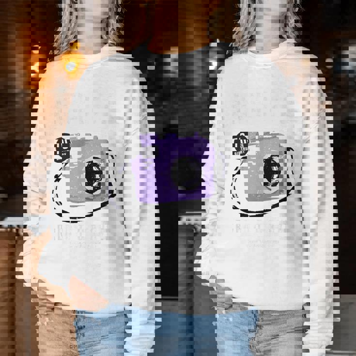 古希祝い 旅行好き 写真好き 撮影好き カメラ レトロ 父 母 男性 女性 70歳お祝い Ready To Travel レディーススウェットシャツ 面白い贈り物