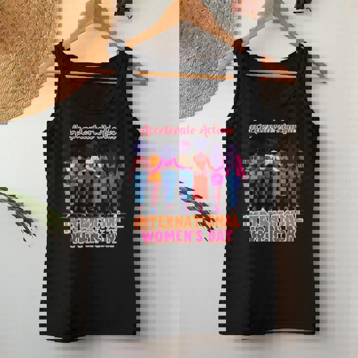 International Women’S Day Empowerment Accelerate Action レディースタンクトップ 面白い贈り物