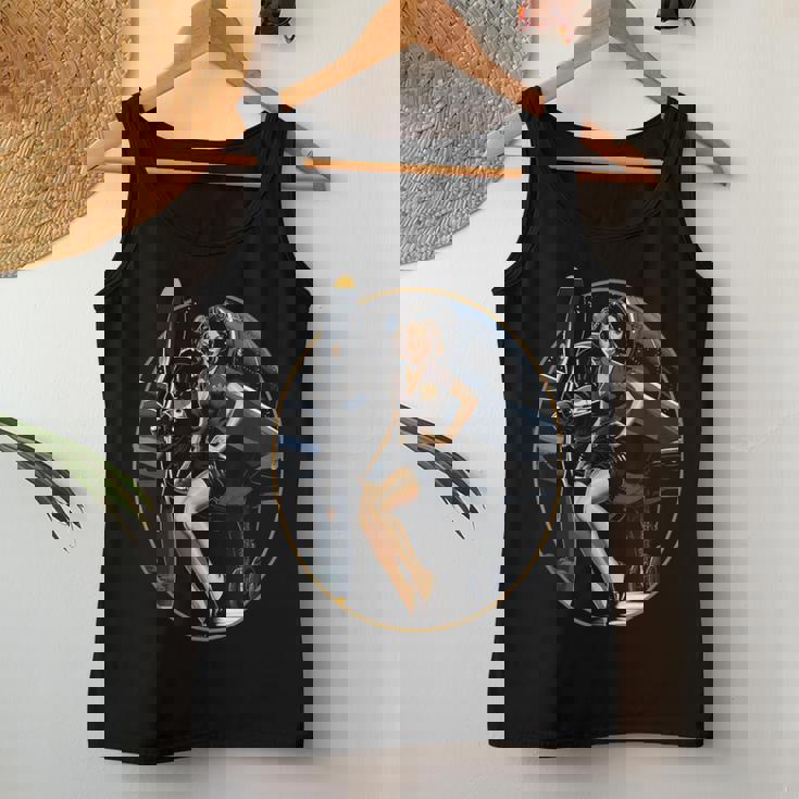 Pinup Girl Warbird 軍用航空機 航空機 レディースタンクトップ 面白い贈り物