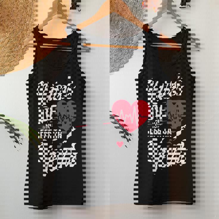 かわいい 看護師 看護デザイン 女性 男性 面白い 看護師 レディースタンクトップ 面白い贈り物