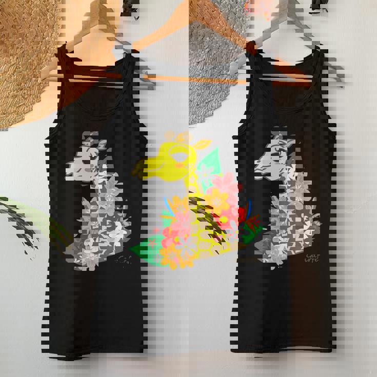 キリン 花 Giraffes Flower レディースタンクトップ 面白い贈り物