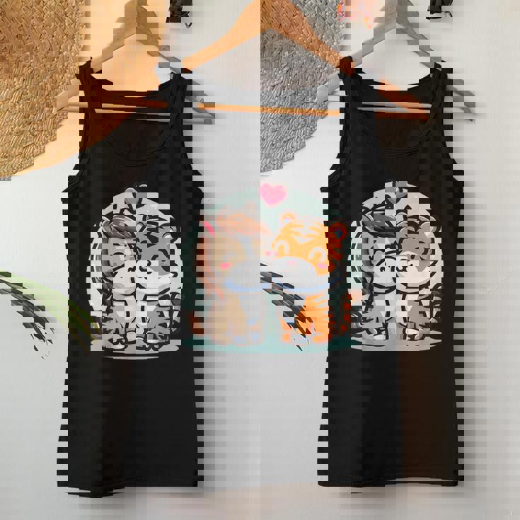 ローの馬と虎を抱きしめる Cuddling Horse And Tiger In Love レディースタンクトップ 面白い贈り物