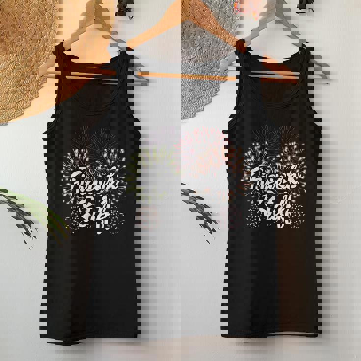 花火スタッフ 爆発の後ろに留まる花火 レディースタンクトップ 面白い贈り物