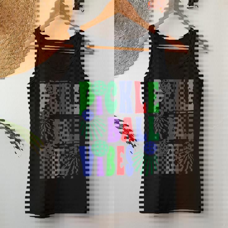 面白いスポーツデザイン女性男性ピックルボール レディースタンクトップ 面白い贈り物