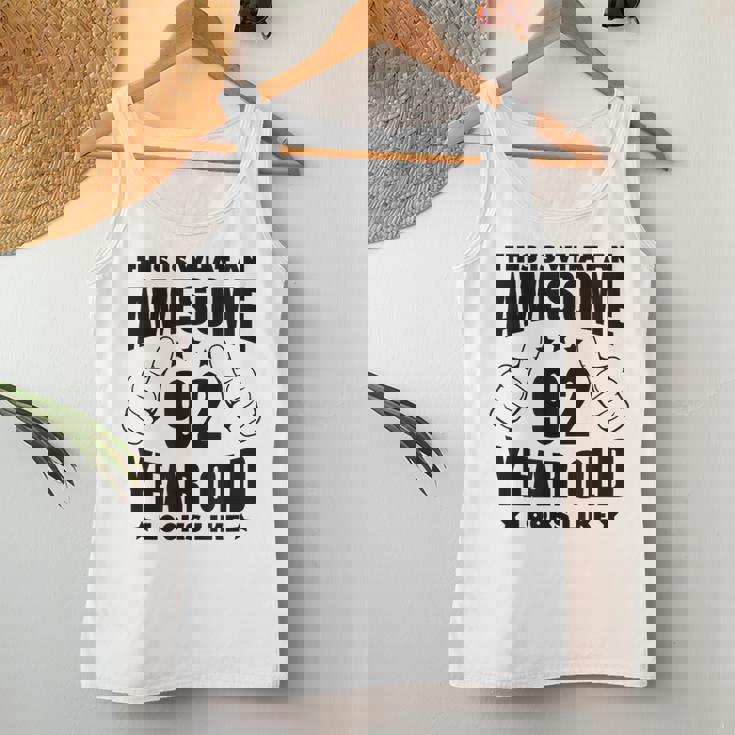 92歳の誕生日 女性 男性 素晴らしい92歳のおばあちゃん レディースタンクトップ 面白い贈り物