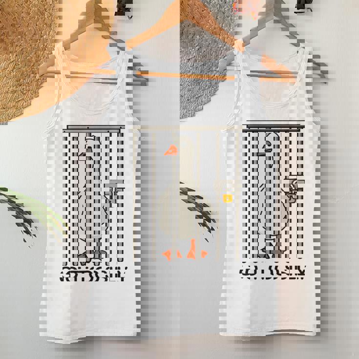 Goose Got Tooilly Hilariousilly Goose Gese Duck Meme レディースタンクトップ 面白い贈り物