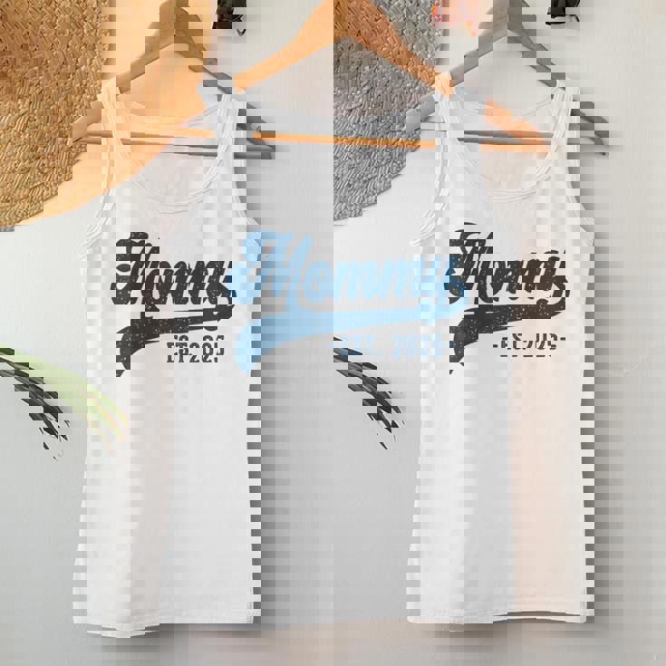 Mommy Est 2025 Mommy To Be New Mommy Pregnancy レディースタンクトップ 面白い贈り物