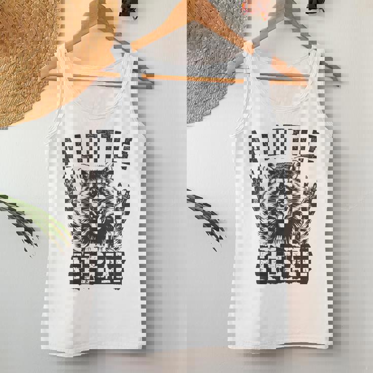 おもしろいアライグマのグラフィック 小さなフェラル 幼児 男の子 女の子 フェラル レディースタンクトップ 面白い贈り物