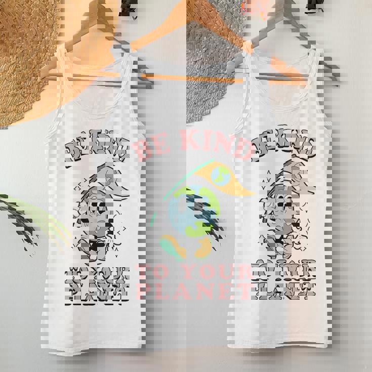 レトロ グルービー Be Kind To Your Planet Earth Day 70年代 80年代 4月 レディースタンクトップ 面白い贈り物