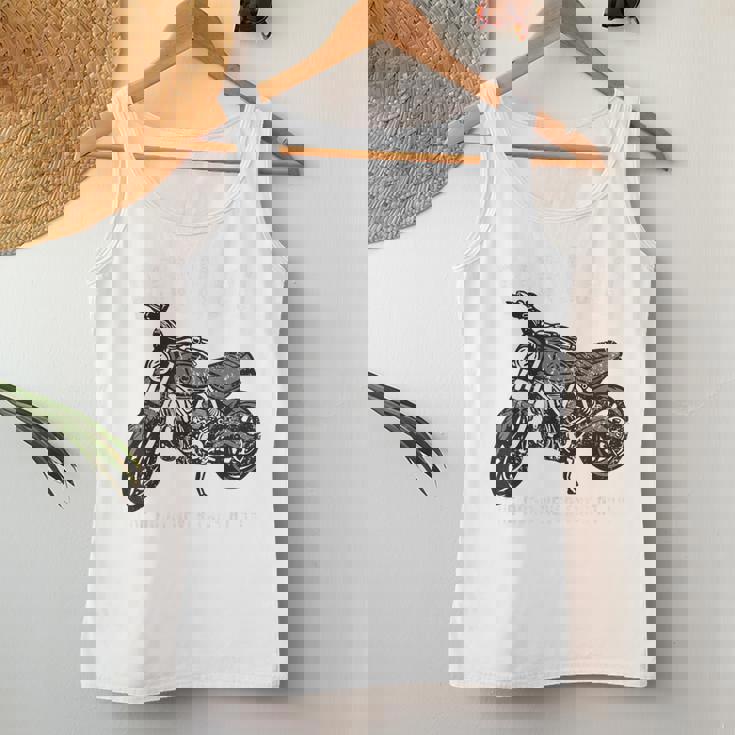 緑寿祝い バイク好き 車好き 父 男性 女性 クラシック 66歳 The Road Never Ends At 66 レディースタンクトップ 面白い贈り物